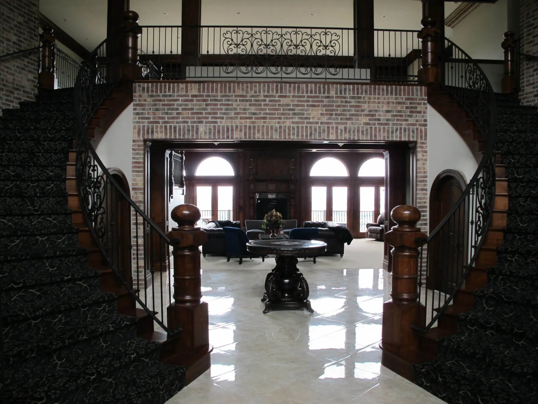Thin Brick / Charleston